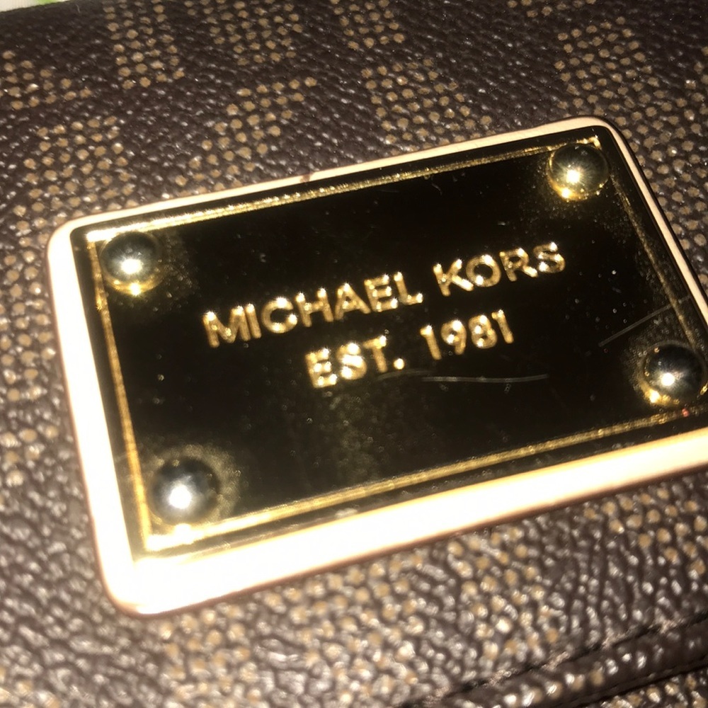 Michael Kors Crossbody - Picture 2 of 3